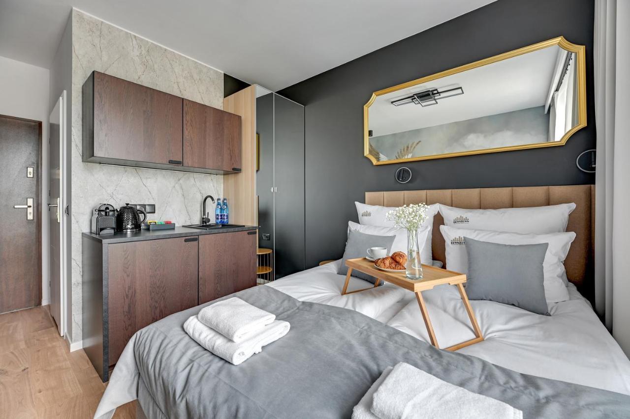 City Center Garden Gates Boutique By Downtown Apartments Danzica Esterno foto